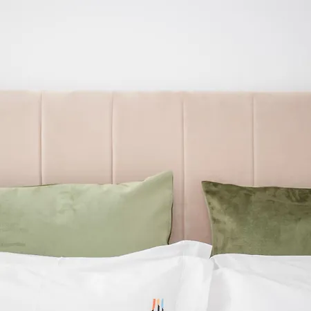 Liiiving In - Modern & Glam Apartment Porto